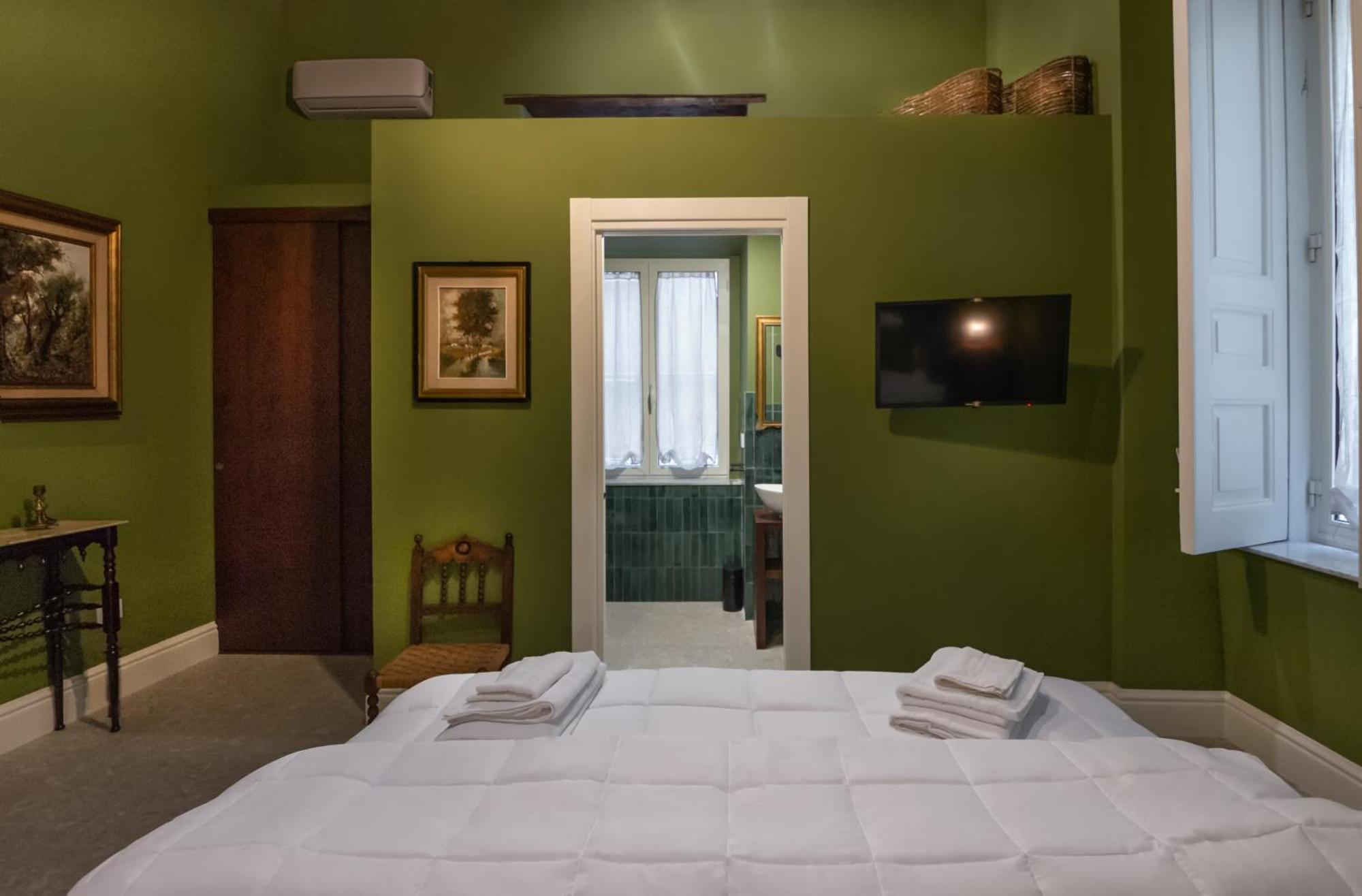 Monart Hospitality Capodimonte Bed & Breakfast *
